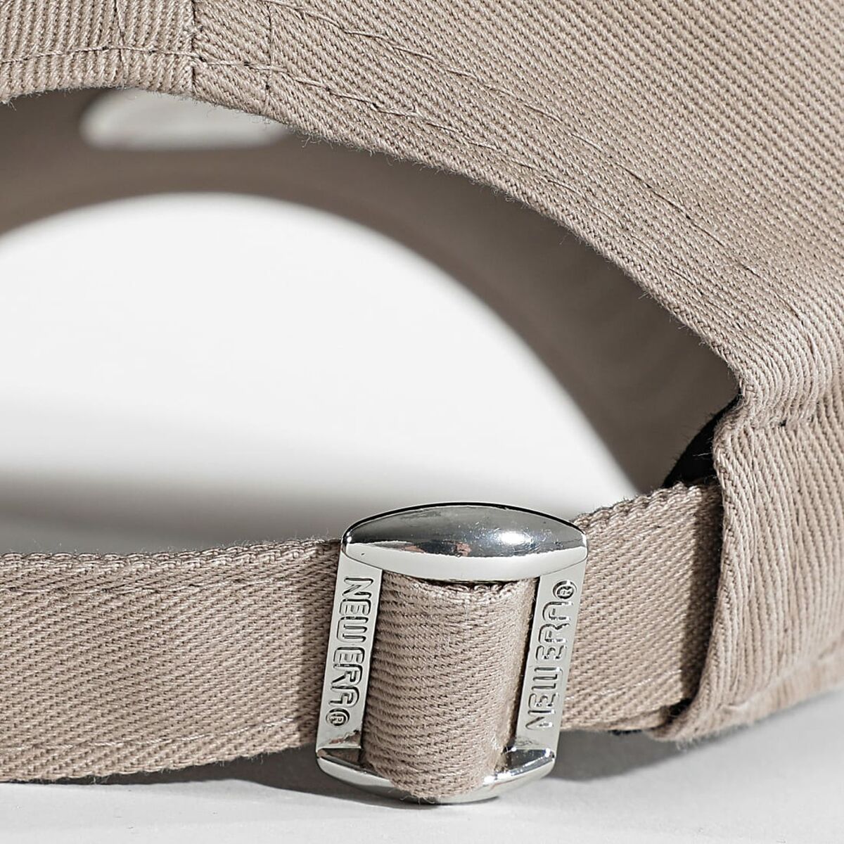 V2H4AA751615820E7406B7D0C946BDAA5A6R6106317P3