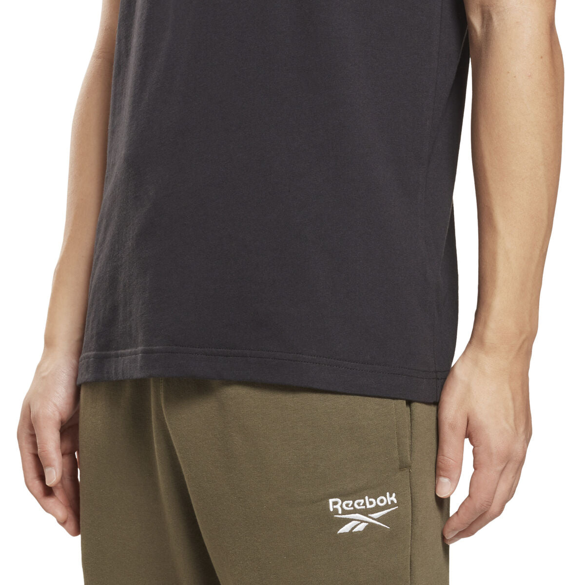 V5H599D3A1B194420D745A66E8F041859B7R5822424P7